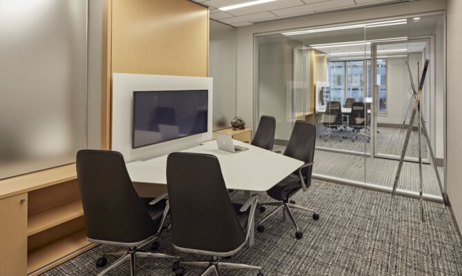 Analog Garage conference room working space